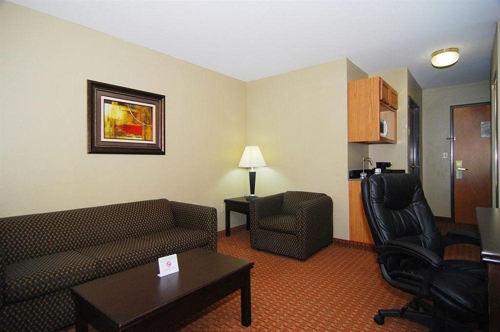 Best Western Temple Inn & Suites חדר תמונה